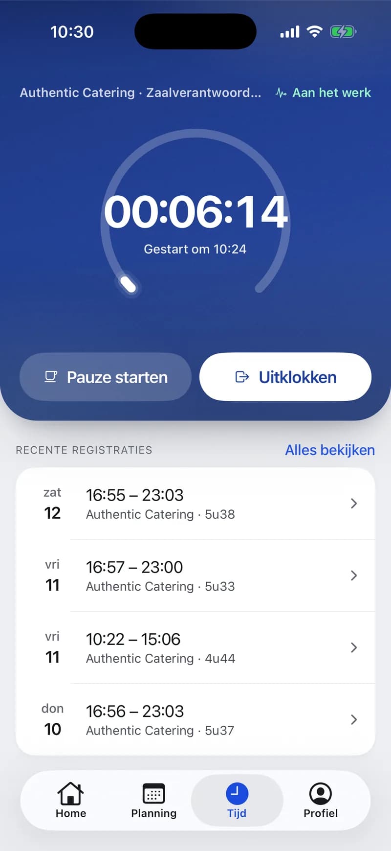 In- en uitklokken vanop de telefoon in de VestaTime medewerkersapp